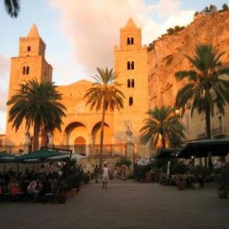 Casa Soraya, Dimora Tipica A 2 Passi Dal Duomo. Appartement Cefalù Buitenkant foto